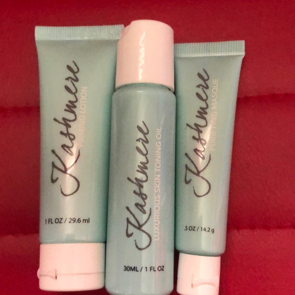 Skincare sample kit